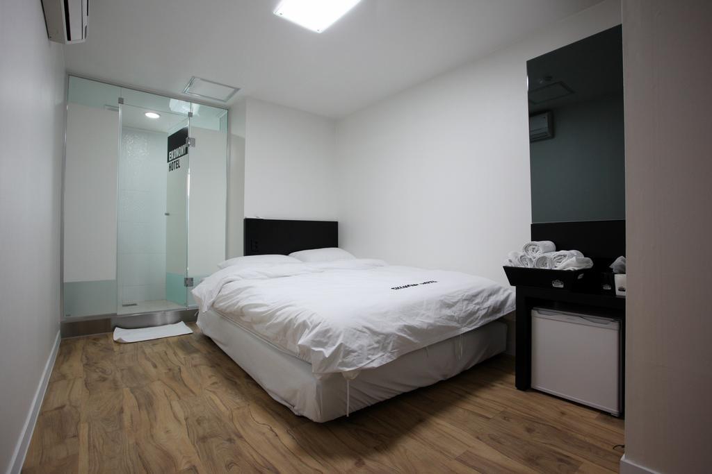 Ekonomy Hotel Dongdaemun Seoul Eksteriør billede