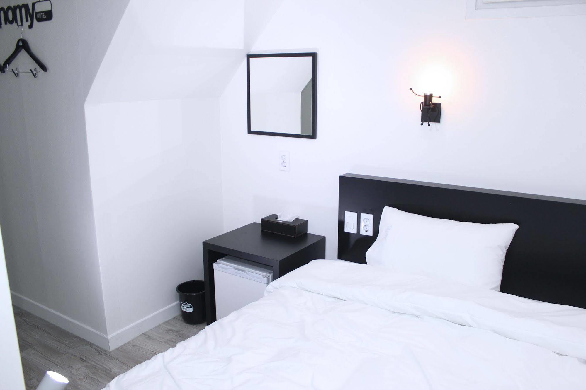 Ekonomy Hotel Dongdaemun Seoul Eksteriør billede