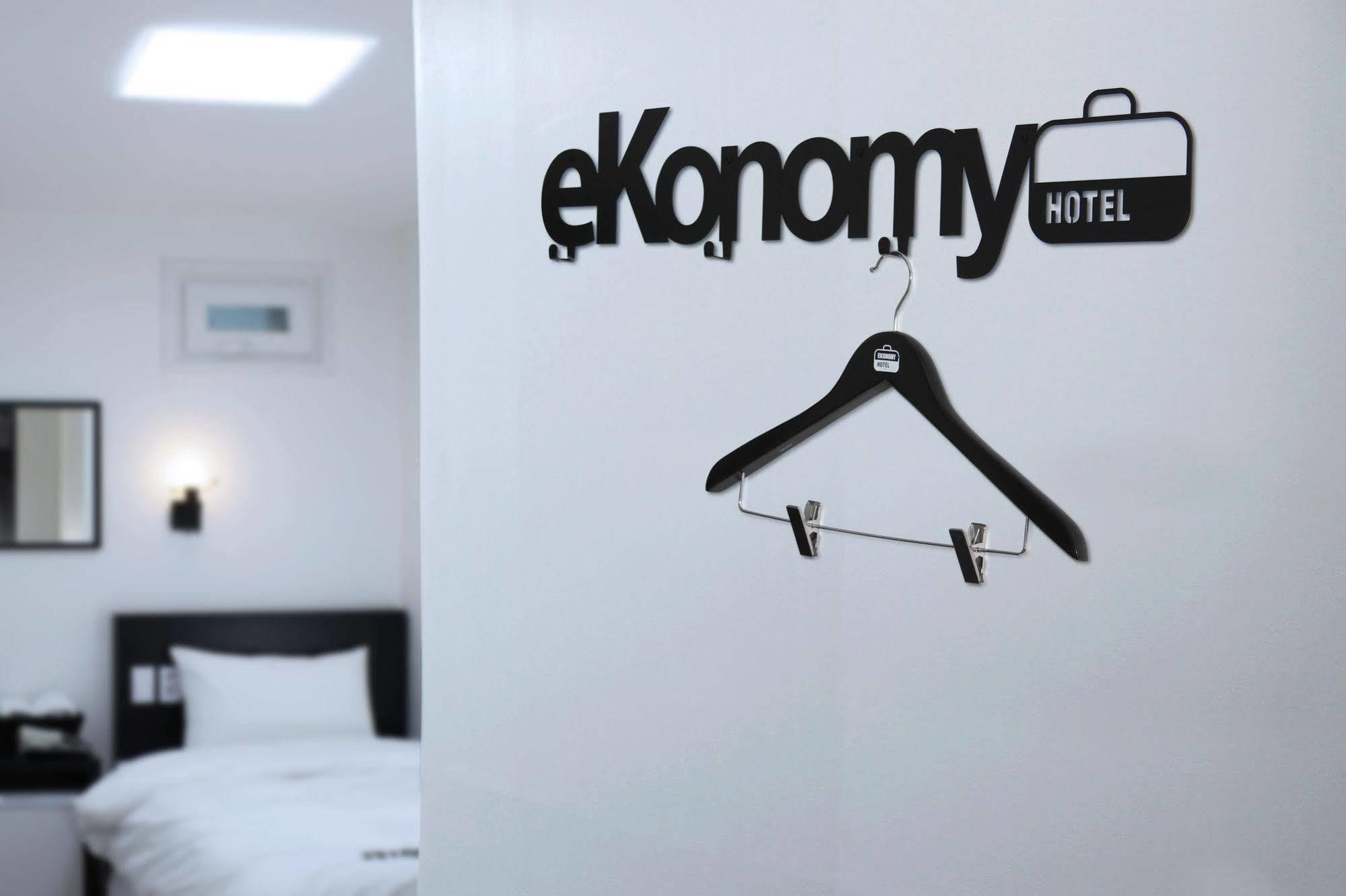 Ekonomy Hotel Dongdaemun Seoul Eksteriør billede